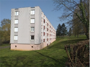 t3 à la location -   72120  SAINT CALAIS, surface 80 m2 location t3 - UBI459479933